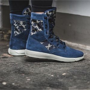 Nike Women’s Lunaracer